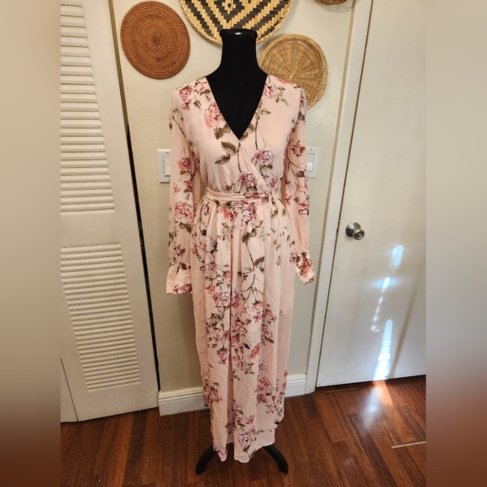 LAST ONE! Pink Floral V Neck Maxi Dress With Long Sleeves - Picture 7 of 10